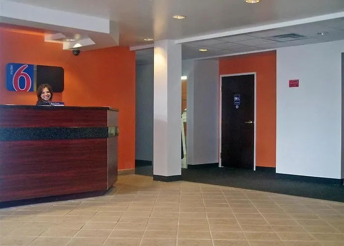 Western Shadow Mountain Hotel 3*