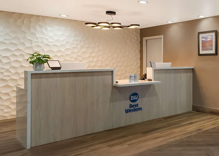 Hotel Western Shadow Mountain 3*