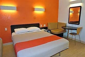 Western Shadow Mountain Hotel 3*